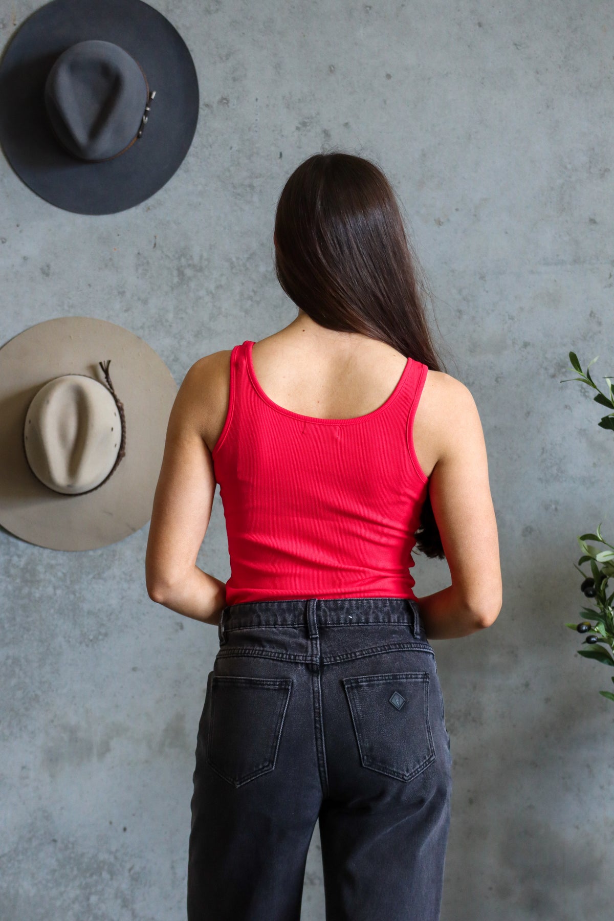Signature Tank